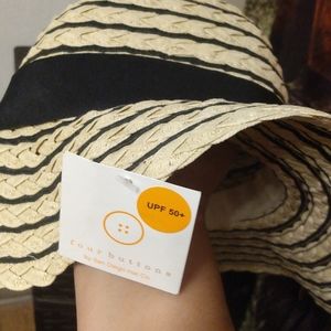 Floppy hat size small